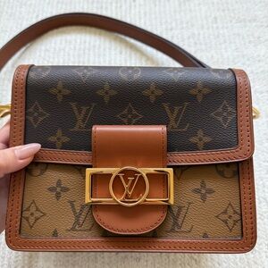 Louis Vuitton LV Mini Daphne